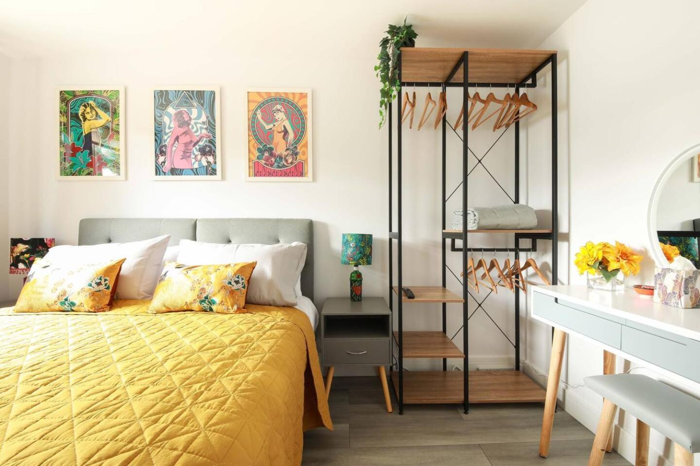 מלון וויטסטייבל Little Bright House מראה חיצוני תמונה