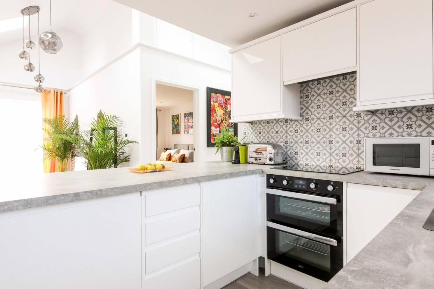 מלון וויטסטייבל Little Bright House מראה חיצוני תמונה